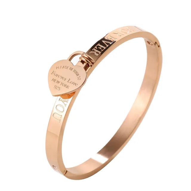 Elegant Heart Pendant Gifts - 18 K Gold Plated (Waterproof).