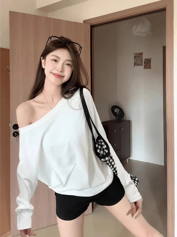 Oversized Off-Shoulder Long Sleeve T-Shirt – Casual Solid Colour Loose Fit Top for Women