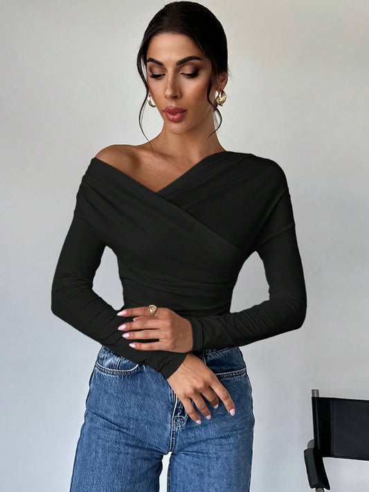 Sexy Off-Shoulder Slim Knit Top – Long Sleeve Asymmetrical Autumn/Winter T-Shirt for Women