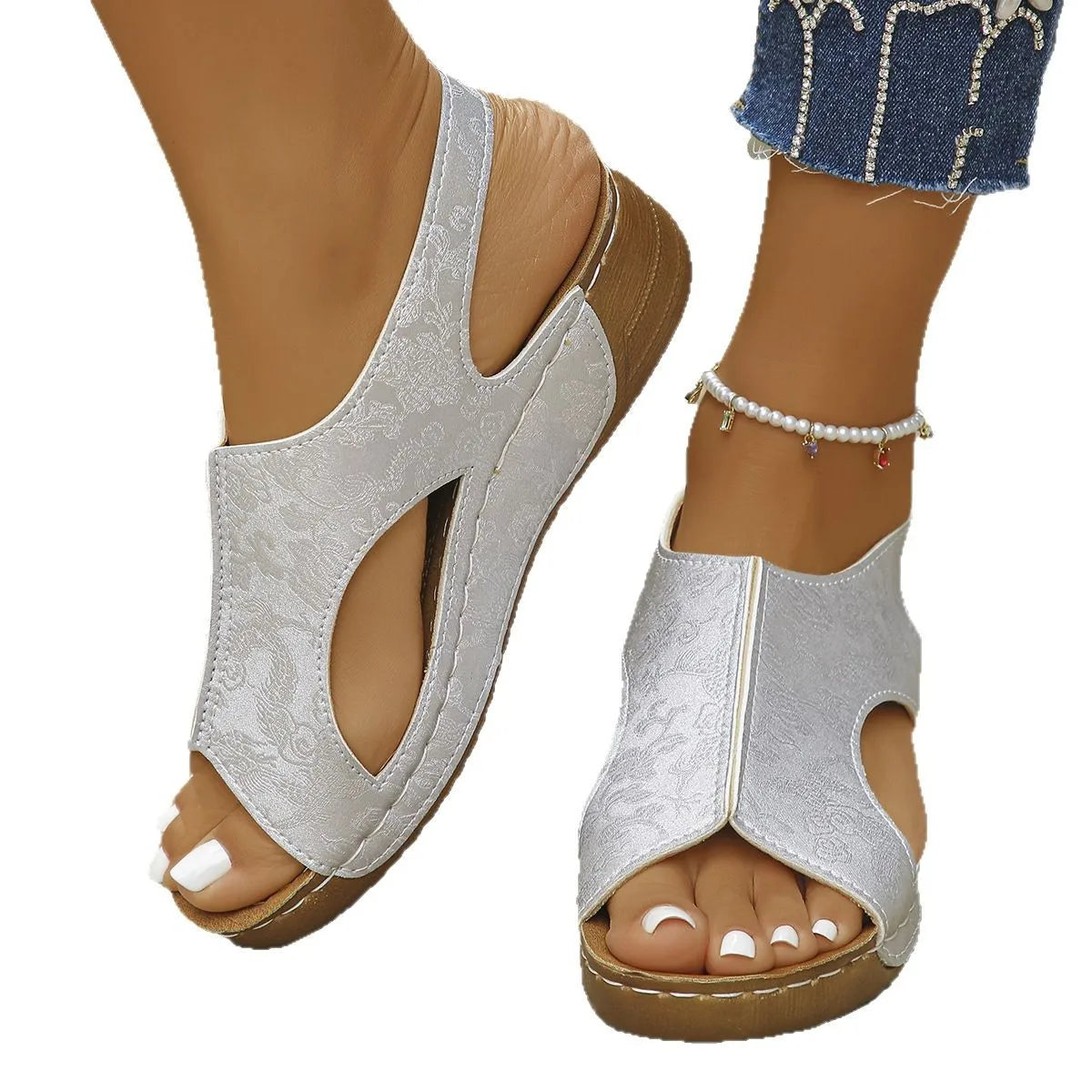 Hollowed out Sandals Women's Elastic Strap With A Sloped Heel